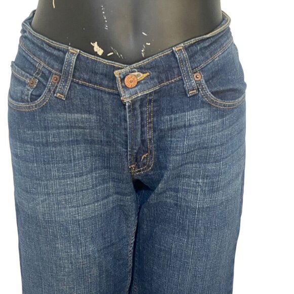 Levi’s 528 Curvy Cut Flared Denim Jeans in Blue Size 11 - Picture 2 of 6